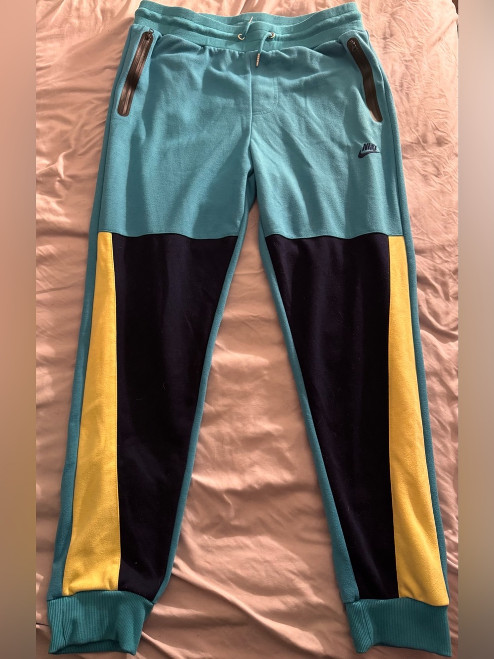 Nike Joggers Sweatpants